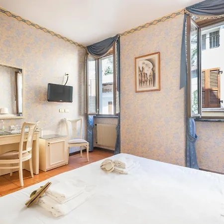 Hotell Le Palme Limone sul Garda