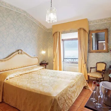 Hotell Le Palme Limone sul Garda
