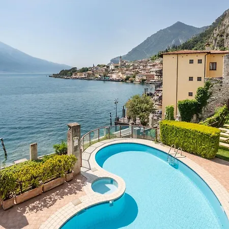 ホテル Le Palme リモーネ・スル・ガルダ