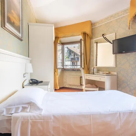 Le Palme ホテル リモーネ・スル・ガルダ